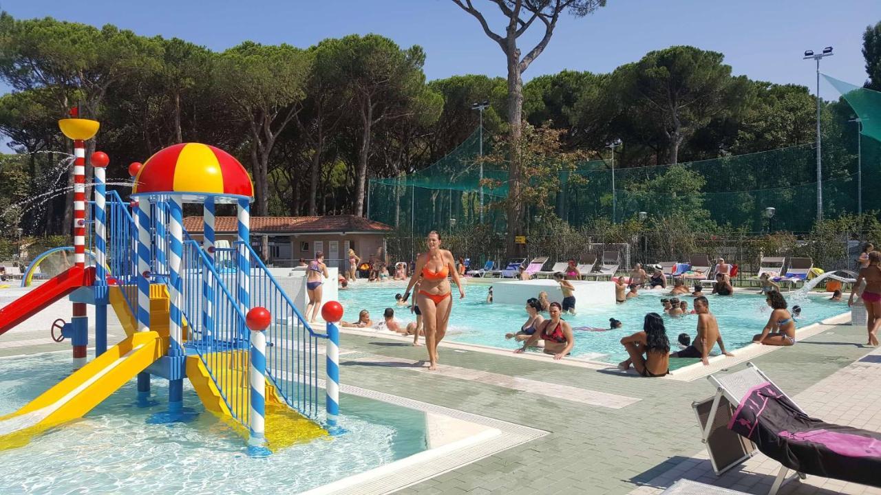 Mipro Mobilhome Lido di Spina Bagian luar foto