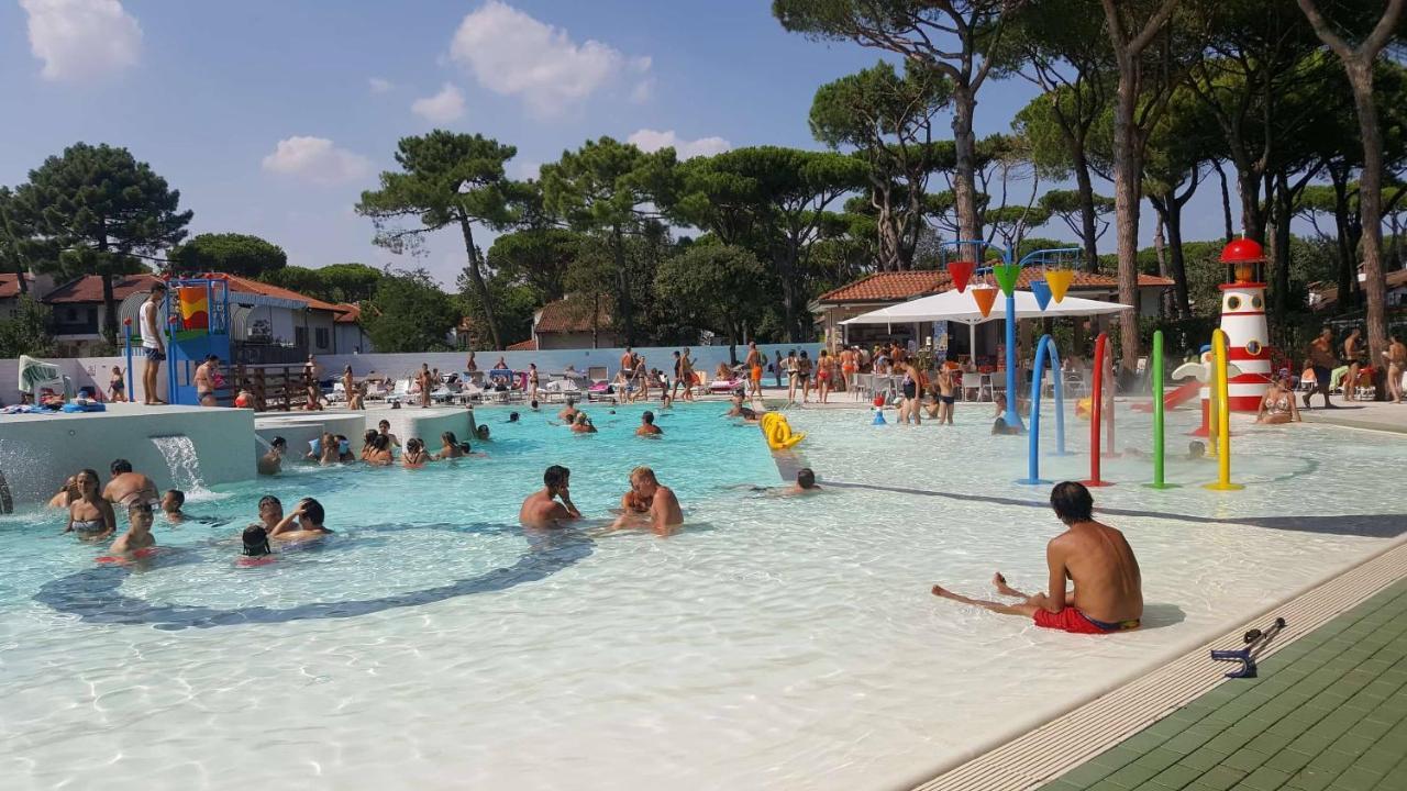 Mipro Mobilhome Lido di Spina Bagian luar foto